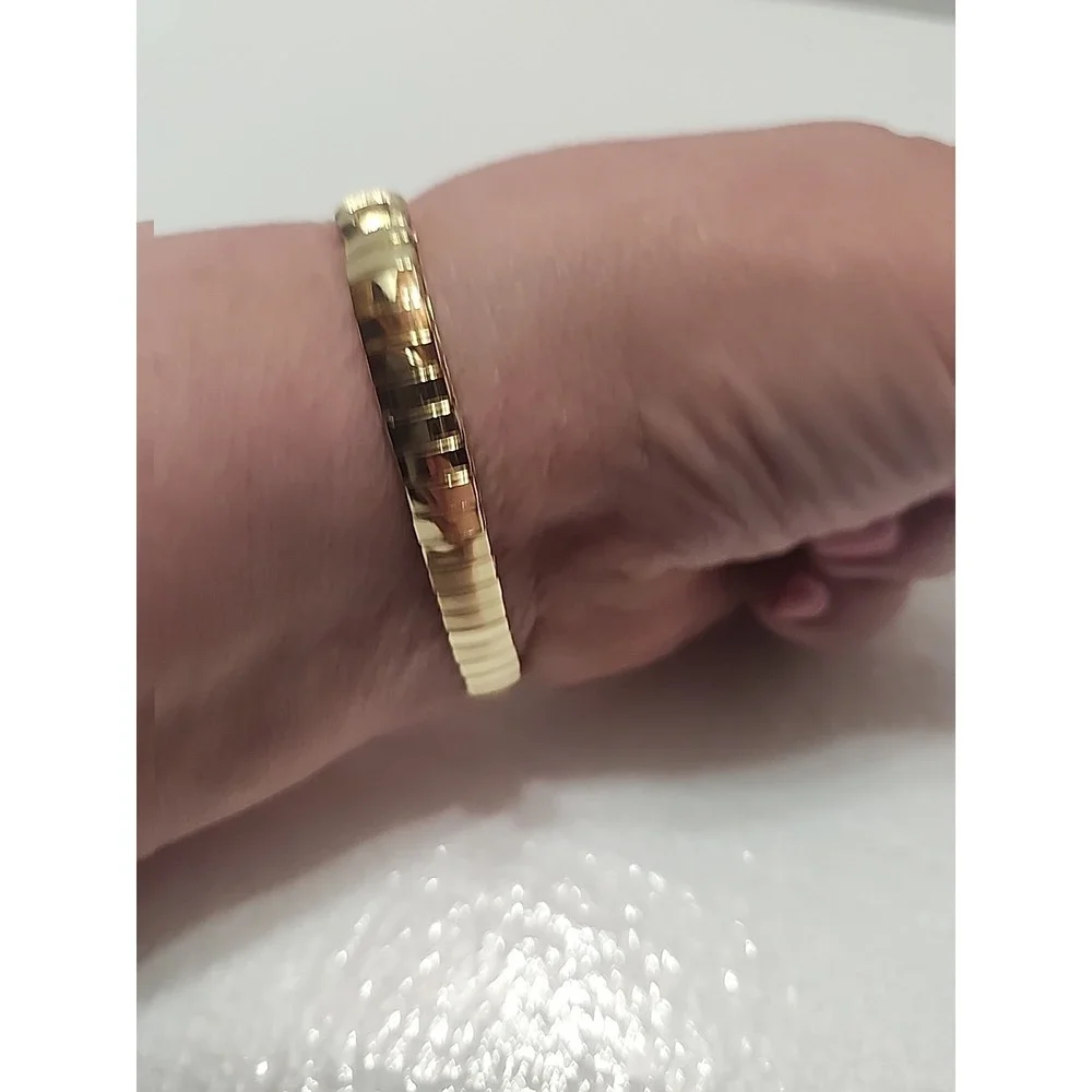 Geneve Watch Vintage Womens‎ Gold Tone With Stone Accents